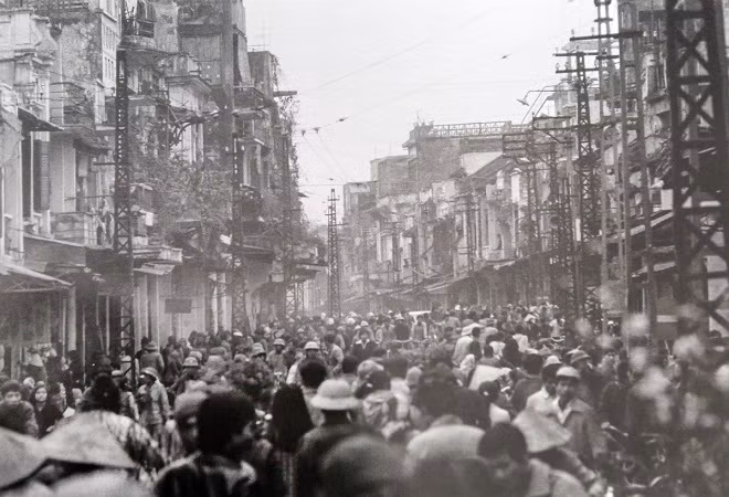  La rue Hang Ngang. Photo : John Ramsden.