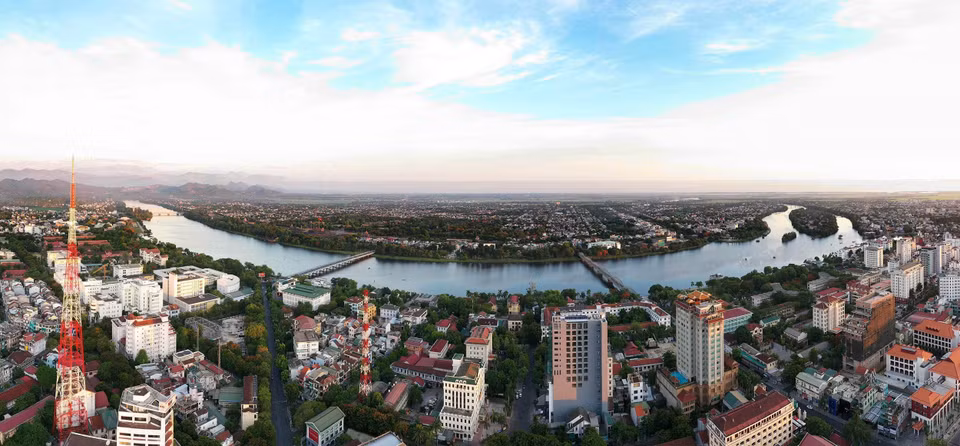 La rivière Huong (rivière des Parfums) est un lieu de convergence des paysages et patrimoines culturels de Huê. Photo: VNA