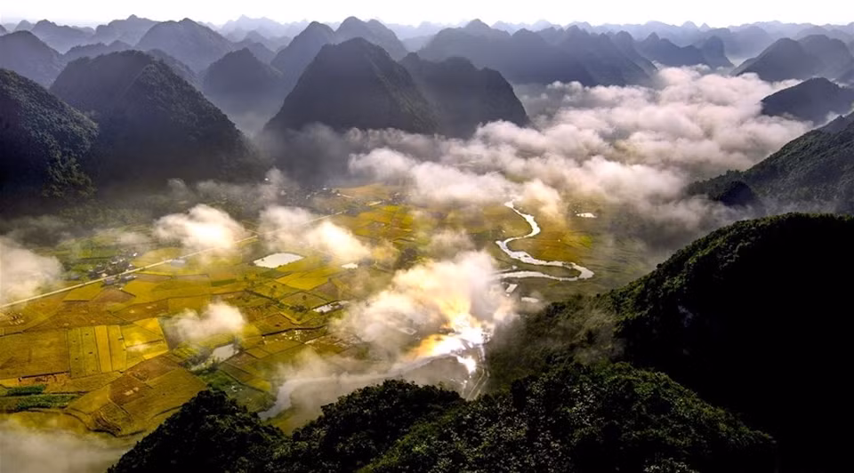 Vallée de Bac Son (province de Lang Son, Vietnam).