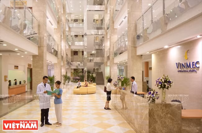L’Hôpital Vinmec, l'un des hôpitaux privés les plus modernes du Vietnam. Photo: Archives de Vingroup.
