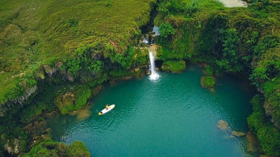 Cascade de Thoong Cot, commune de Chi Vien, district de Trung Khanh. Photo: VNA