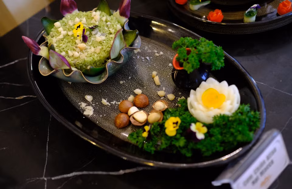 À partir de l'artichaut comme ingrédient principal, des chefs talentueux ont créé de nombreux plats délicieux au style asiatico-européen très original.
