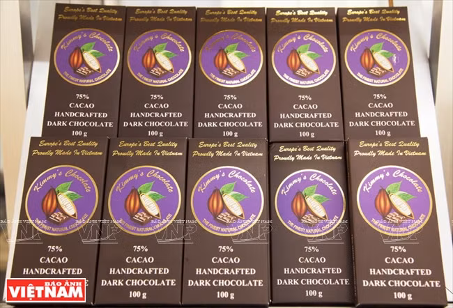  Les produits de Kimmy’s Chocolate sont disponibles dans les supermarchés et restaurants de plusieurs provinces et villes. 