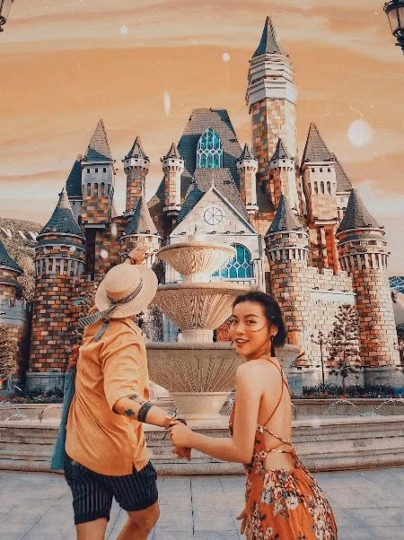  Un des magnifiques châteaux à Vinpearl Land Nha Trang. 