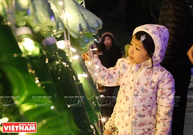  ''L’Arbre de Noël des promesses'' a envoyé un message sur la protection de l’environnement. 
