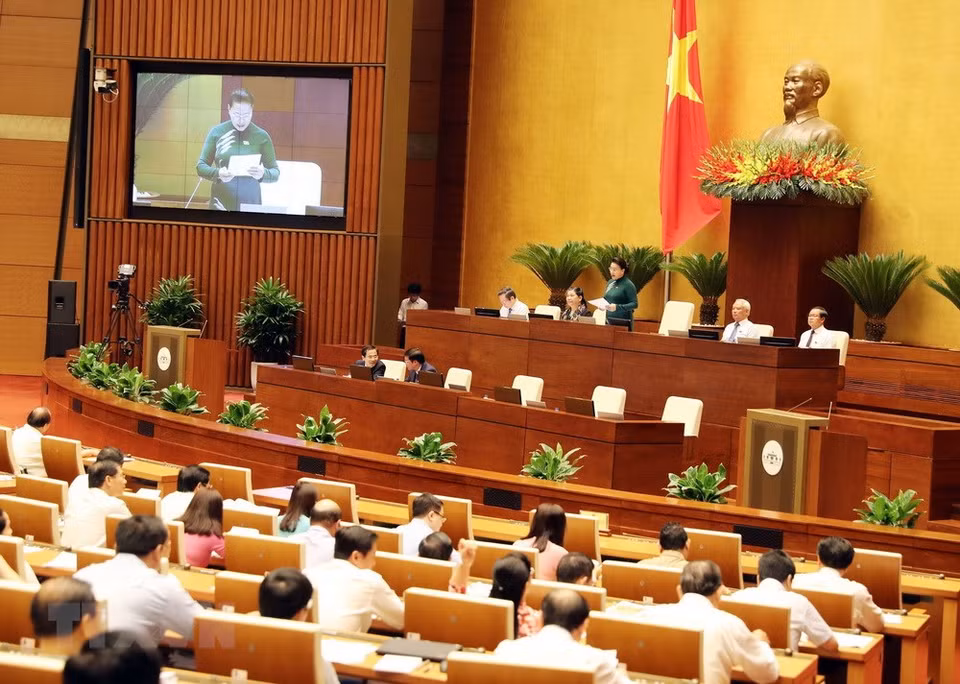  La présidente de l’Assemblée nationale Nguyen Thi Kim Ngan à la séance d’interpellations. 