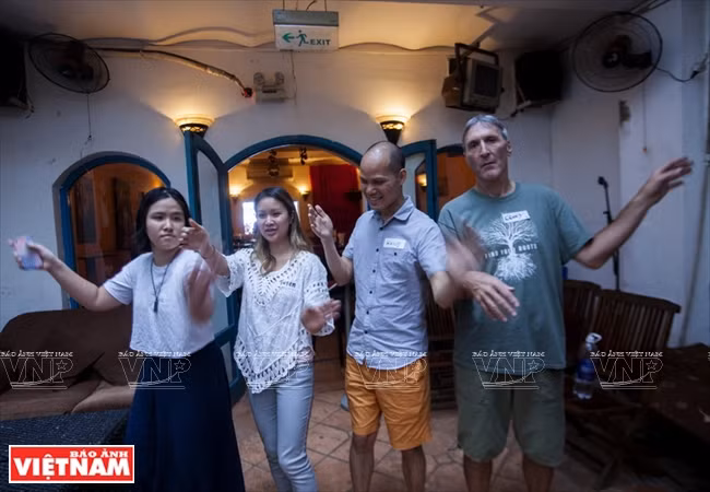 Séance de casting pour entrer dans la troupe.
