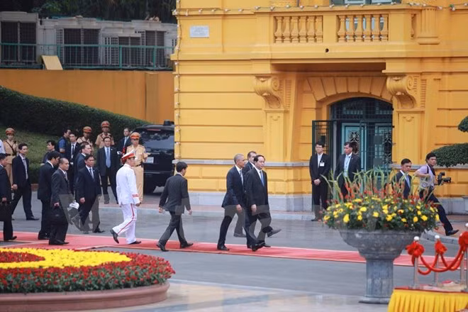 Le président américain Barack Obama et le président vietnamien Tran Dai Quang auront ensuite une entretien. 