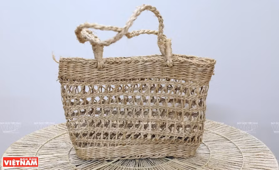 Produit artisanal fabriqué à partir de fibres de bananier