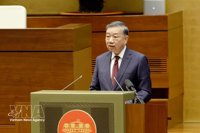 Le secrétaire général du Parti et président de la République, Tô Lâm, s'adresse à la conférence nationale, à Hanoi, le 3 septembre. Photo: VNA