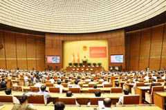 Conférence nationale consacrée à l’étude, à l’appropriation et à la mise en œuvre de plusieurs résolutions et directives du Bureau politique du Parti. Photo: VNA