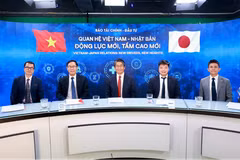 Des participants au colloque "Relations Vietnam - Japon : nouveaux moteurs, nouvelles hauteurs". Photo: Vietnam+