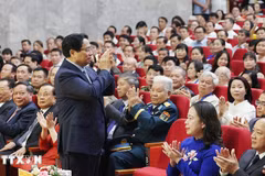 Le Premier ministre assiste au Congrès d'émulation patriotique de Hanoï pour la période 2025-2030. Photo: VNA