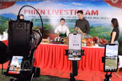 Une séance de livestream visant à promouvoir les produits agricoles de la province de Lai Chau à l'occasion de la Fête nationale 2026. Photo: VNA