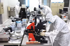 Laboratoire des semi-conducteurs du Centre de recherche et de développement, basé au Parc de hautes technologies de Hô Chi Minh-Ville. Photo : CTV/CVN