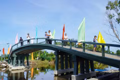 Pont Phuoc An Minh dans la commune de Van Khanh. Photo: VNA
