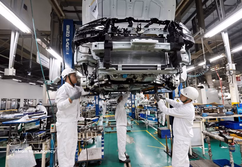 Les ventes totales sur le marché automobile vietnamien au cours des huit premiers mois de l’année ont atteint 432.548 véhicules. Photo: VNA