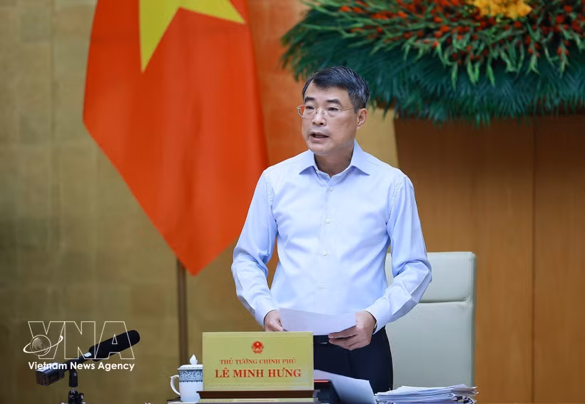 Le Premier ministre Le Minh Hung préside la réunion périodique du gouvernement d’août 2026. Photo: VNA