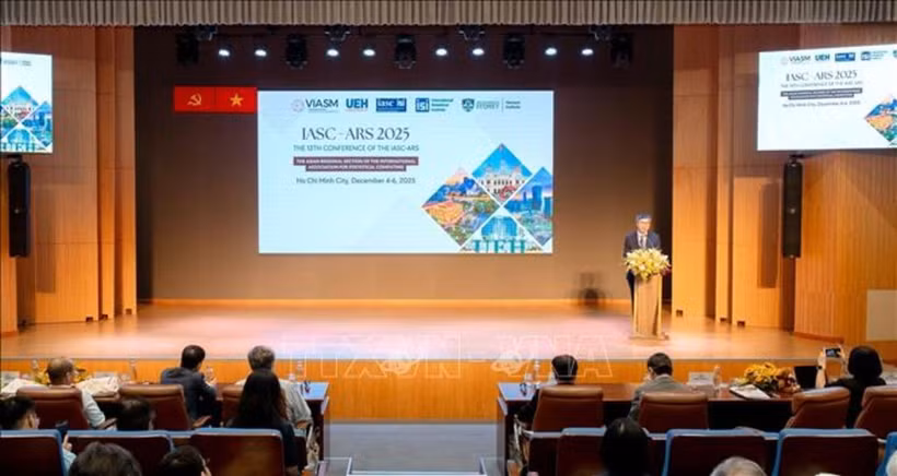 13ᵉ Conférence internationale de l'Association internationale pour le calcul statistique – Section Régionale Asiatique à Hô Chi Minh-Ville. Photo: VNA