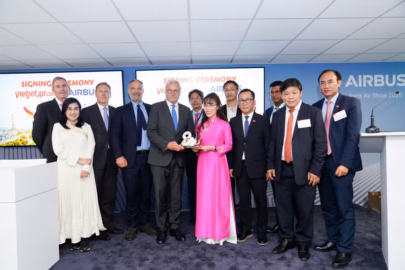 Annonce du commande majeure de 100 appareils A321neo entre Vietjet et Airbus. Photo: Vietjet