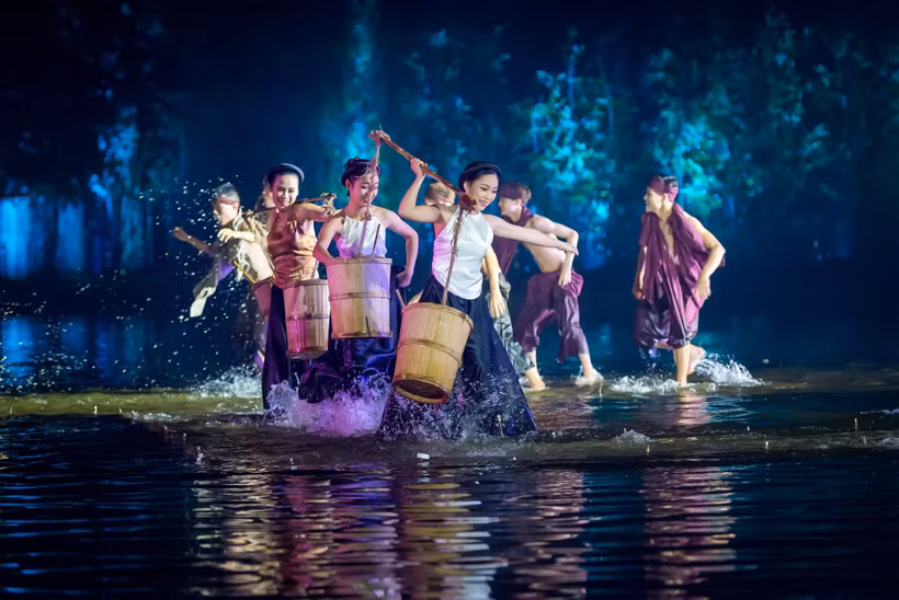 La pièce de théâtre « Quintessence du Tonkin» reproduit et met en valeur la beauté de la vie rurale. Photo : Société par actions Tuan Chau Hanoi
