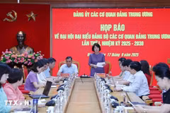 Panorama de la conférence de presse. Photo: VNA