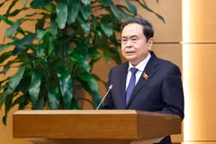 Trân Thanh Man, membre du Bureau politique, secrétaire du Comité du Parti de l’Assemblée nationale et président de l’Assemblée nationale. 