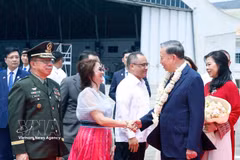 Dans l’après-midi du 31 mai, le secrétaire général du Parti communiste du Vietnam (PCV) et président vietnamien, To Lam, accompagné de son épouse Ngo Phuong Ly et d’une délégation vietnamienne de haut niveau, est arrivé à Manille. Photo: VNA
