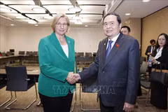 Le président de l’Assemblée nationale du Vietnam, Tran Thanh Man, et Anke Rehlinger, présidente du Bundesrat (chambre haute du Parlement d’Allemagne). Photo: VNA