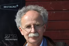 Le Dr Gildas Tréguier, secrétaire général de la Fédération Santé France-Vietnam (FSFV), témoin de près de 40 ans de transformations au Vietnam. Photo : VNA