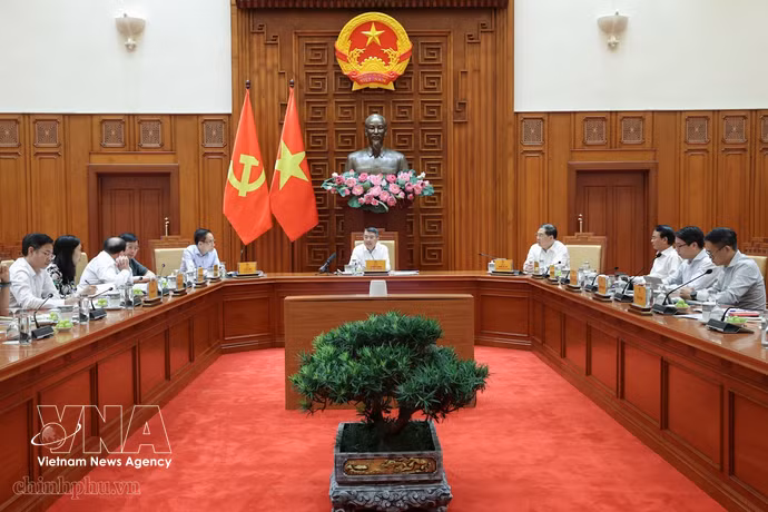 Panorama de la réunion consacrée à l'état d'avancement des préparatifs de l'Année de l'APEC 2027 au Vietnam, le 28 octobre. Photo: VNA